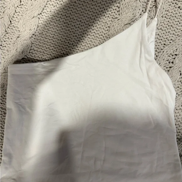 Babaton One-Shoulder Top - Picture 2 of 3